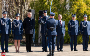 Uroczyste zakończenie szkolenia policyjnego w Pile