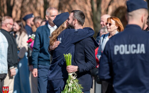 Uroczyste zakończenie szkolenia policyjnego w Pile