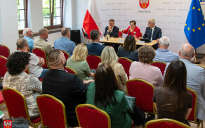 Wiceminister edukacji w Starostwie Powiatowym
