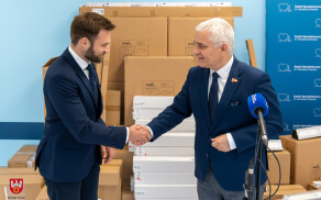 Nowe oświetlenie dla szpitala od Gminy Piła
