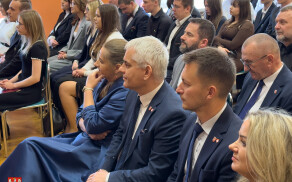 Pożegnanie klas maturalnych w LO w Łobżenicy