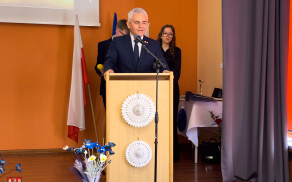 Pożegnanie klas maturalnych w LO w Łobżenicy