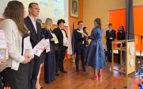 Pożegnanie klas maturalnych w LO w Łobżenicy