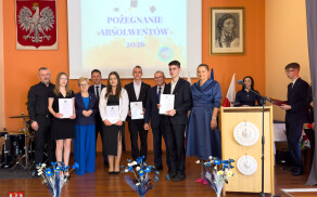 Pożegnanie klas maturalnych w LO w Łobżenicy