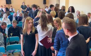 Pożegnanie klas maturalnych w LO w Łobżenicy