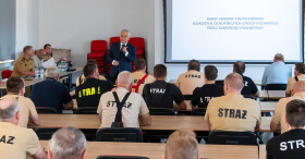Odprawa strażacka o współpracy jednos...