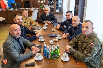 omówiono operacje Tor i Horyzont