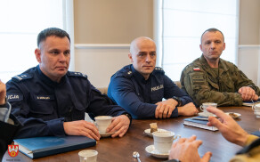 omówiono operacje Tor i Horyzont