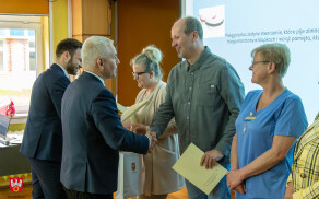 Życzenia dla pielęgniarek i położnych