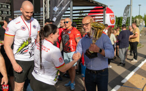 Drużyna Służby Więziennej najlepsza w przeciąganiu liny