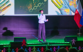 obchody służą edukacji młodzieży