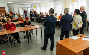 przedstawiono nową dyrektor