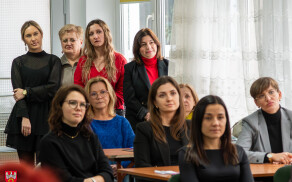 przedstawiono nową dyrektor