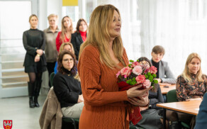 przedstawiono nową dyrektor