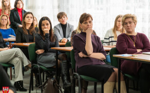 przedstawiono nową dyrektor