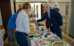 Świąteczny kiermasz wychowanków SOSW w PIle