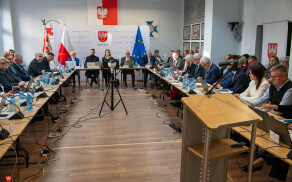 sesja Rady Powiatu w Pile