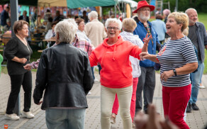 Kolejna Taneczna Środa połączyła seniorów