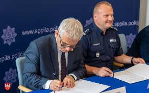 Współpraca szkoły przy Teatralnej ze Szkołą Policji