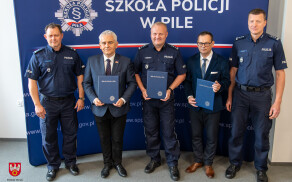 Współpraca szkoły przy Teatralnej ze Szkołą Policji
