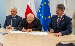 Umowy z kolejnymi stowarzyszeniami i klubami sportowymi