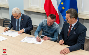 Wsparcie Powiatu dla kolejnych stowarzyszeń