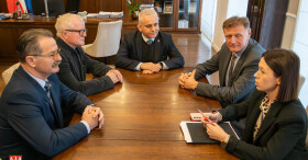 spotkanie w sprawie magazynu kryzysowego