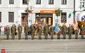 Przysięga wojskowa nowych żołnierzy 12 WBOT