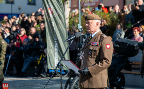 Przysięga wojskowa nowych żołnierzy 12 WBOT