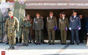 Przysięga wojskowa nowych żołnierzy 12 WBOT