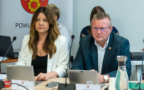 Zarząd Powiatu w Pile z absolutorium za 2025 rok