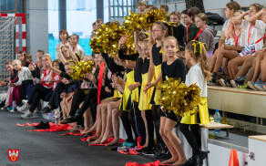 Warsztaty cheerleadingu sportowego w hali przy Pola