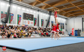 Warsztaty cheerleadingu sportowego w hali przy Pola