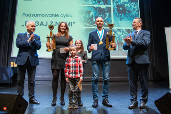 Nagrody dla laureatów cyklu Biegaj z Nami