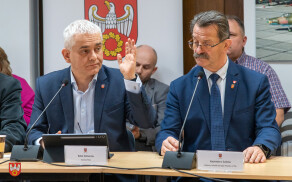 sesje odbyły się 10 lutego