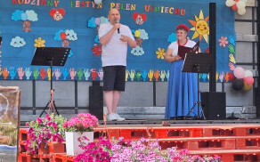 Rodzinny piknik pełen uśmiechu w Wysokiej Małej