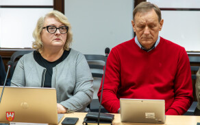 sesja nadzwyczajna 4 grudnia