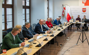 sesja nadzwyczajna 4 grudnia