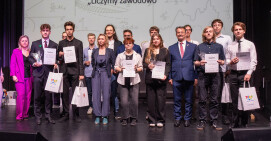 Laureaci konkursu "Liczymy zawodowo" i "Mat-Junior"