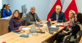 spotkanie w Centrum Zarządzania Kryzysowego