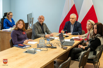 spotkanie w Centrum Zarządzania Kryzysowego