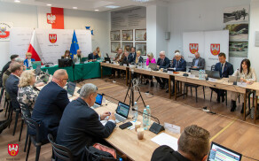 Sesja o środowisku, bezpieczeństwie i wsparciu gmin