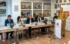 Sesja o środowisku, bezpieczeństwie i wsparciu gmin