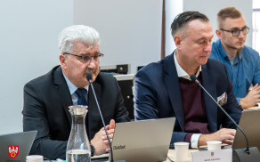 Sesja Rady Powiatu o przygotowaniach do zimy i oświacie