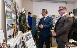 wystawa o historii lotnictwa