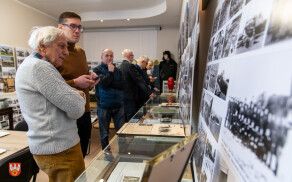 wystawa o historii lotnictwa