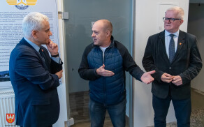 wystawa o historii lotnictwa