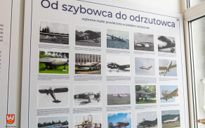 wystawa o historii lotnictwa
