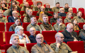 O wilku bez emocji podczas konferencji w Pile