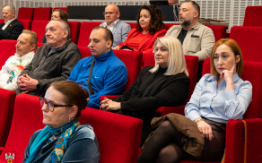 O wilku bez emocji podczas konferencji w Pile